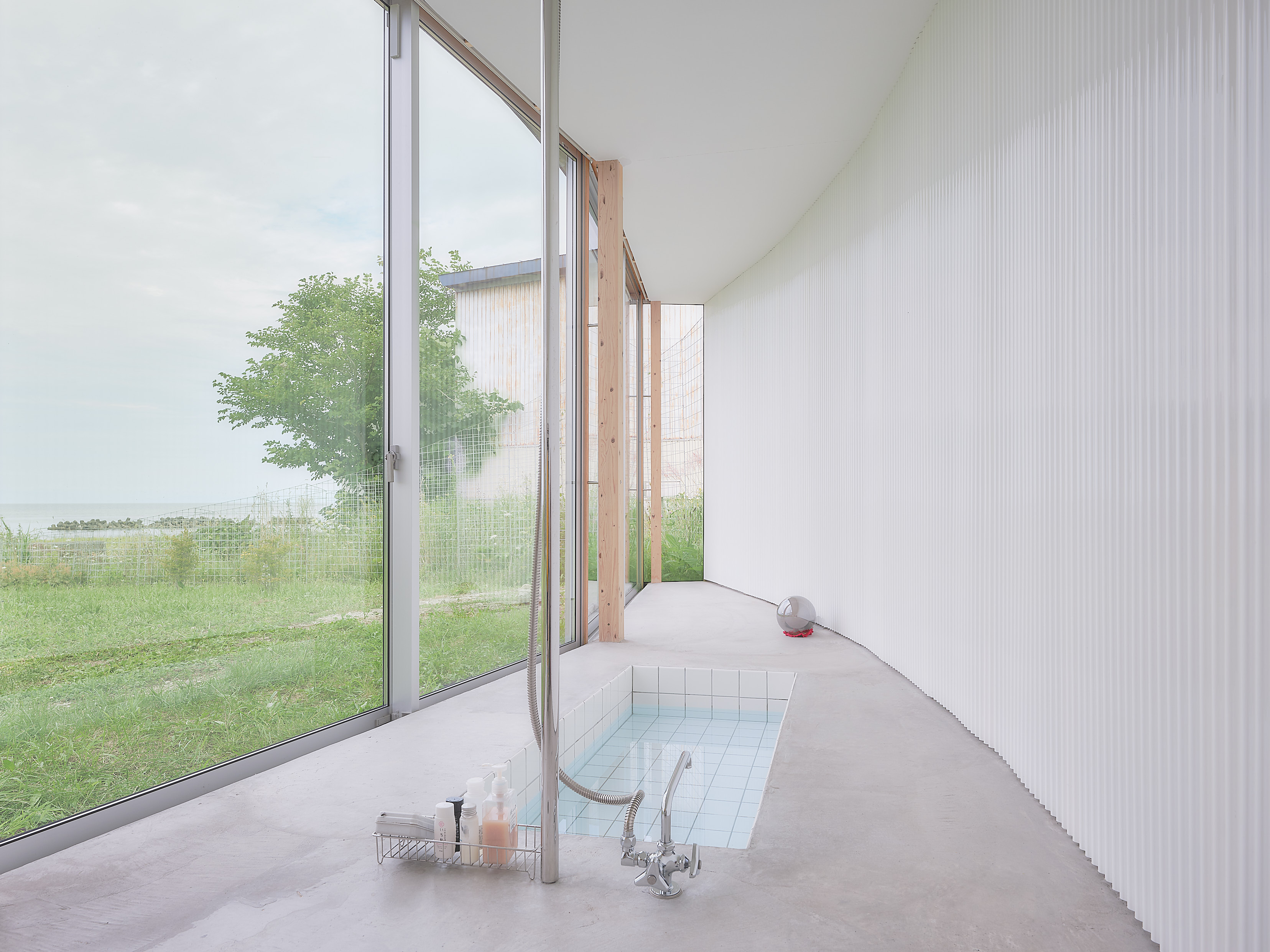 『夏の家』久野浩志建築設計事務所